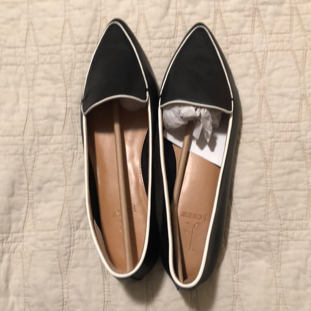 NIB J Crew Factory pointed toe flats